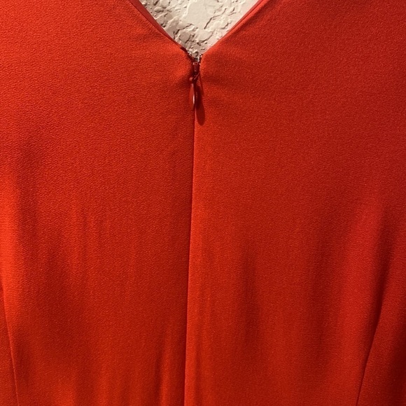 Lewitt V-Neck Red Tomato Dress - Size 6 - Picture 7 of 10
